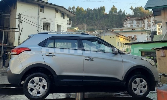 Buy Used Hyundai Creta Silver Car in Thimphu in Timphu Buy Used Hyundai Creta Silver Car in Thimphu in Timphu