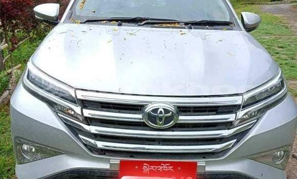 Buy Used Toyota Rush Silver Car in Punakha in Punakha Buy Used Toyota Rush Silver Car in Punakha in Punakha