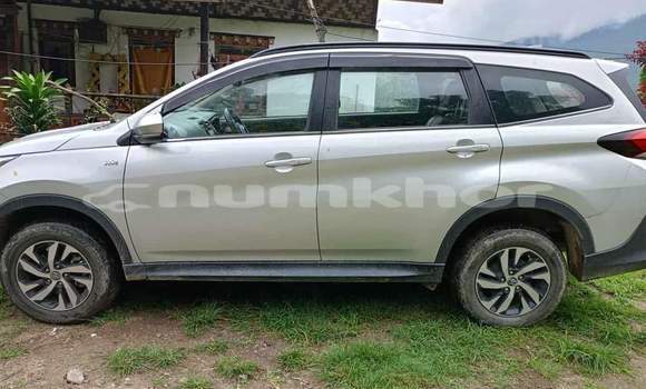 Buy Used Toyota Rush Silver Car in Punakha in Punakha Buy Used Toyota Rush Silver Car in Punakha in Punakha