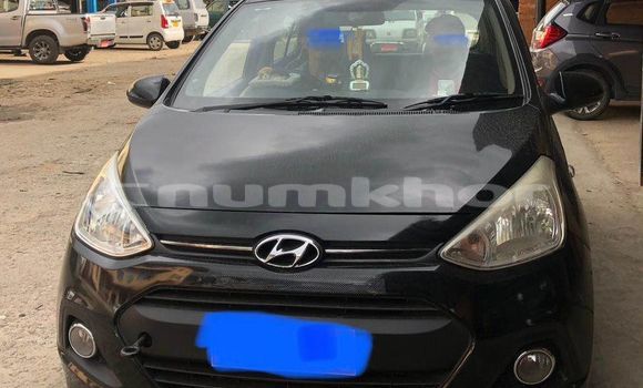 Buy Used Toyota Grand HiAce Black Car in Paro in Rinpung Buy Used Toyota Grand HiAce Black Car in Paro in Rinpung