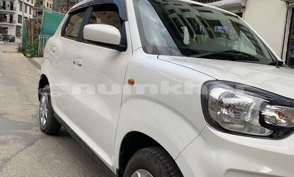 Buy Used Honda Accord White Car in Paro in Rinpung Buy Used Honda Accord White Car in Paro in Rinpung