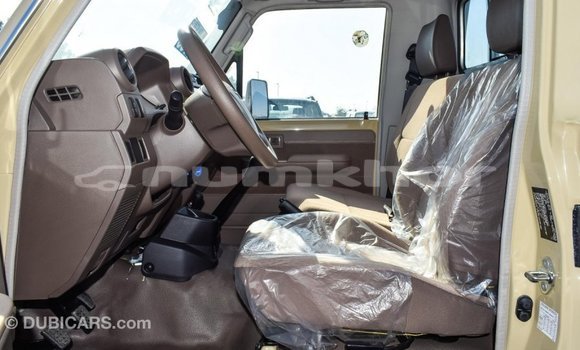 Buy Import Toyota Land Cruiser Beige Car in Import - Dubai in Bumthang Buy Import Toyota Land Cruiser Beige Car in Import - Dubai in Bumthang
