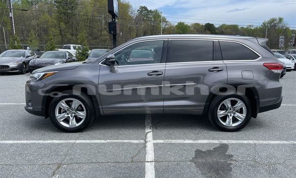 Buy Used Toyota Highlander Other Car in Gasa in Punakha Buy Used Toyota Highlander Other Car in Gasa in Punakha