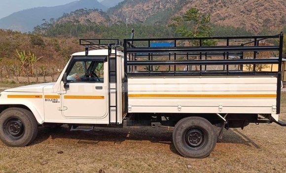 Buy Used Mahindra Bolero White Car in Thimphu in Timphu Buy Used Mahindra Bolero White Car in Thimphu in Timphu