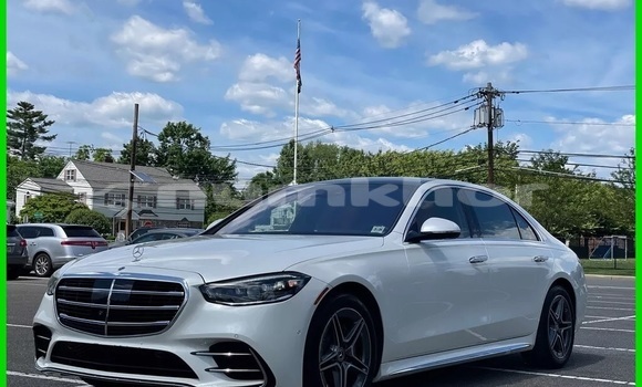 Buy Used Mercedes-Benz S–Class White Car in Chhukha in Chhukha