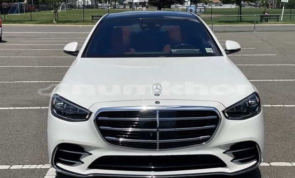 Buy Used Mercedes-Benz S–Class White Car in Chhukha in Chhukha Buy Used Mercedes-Benz S–Class White Car in Chhukha in Chhukha
