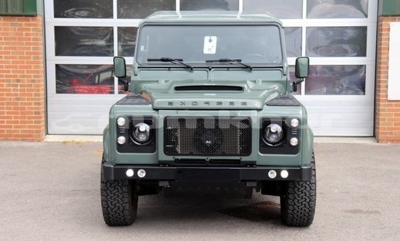 Buy Used Land Rover Defender Green Car in Thimphu in Timphu Buy Used Land Rover Defender Green Car in Thimphu in Timphu