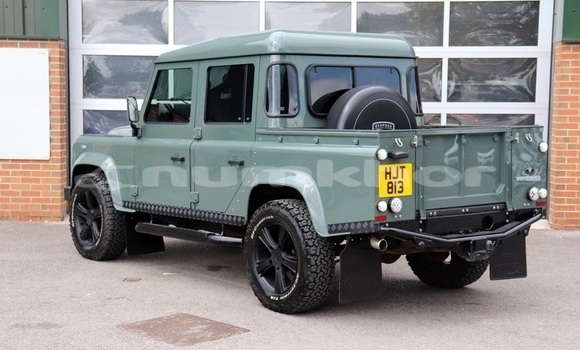 Buy Used Land Rover Defender Green Car in Thimphu in Timphu Buy Used Land Rover Defender Green Car in Thimphu in Timphu