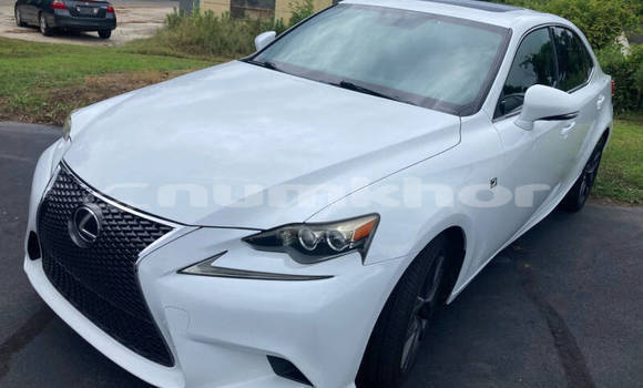 Buy Used Lexus IS White Car in Thimphu in Timphu Buy Used Lexus IS White Car in Thimphu in Timphu