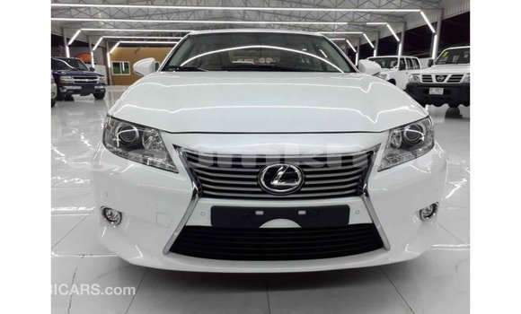 Buy Import Lexus ES White Car in Import - Dubai in Bumthang Buy Import Lexus ES White Car in Import - Dubai in Bumthang