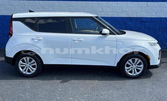Buy Used Kia Soul White Car in Thimphu in Timphu Buy Used Kia Soul White Car in Thimphu in Timphu