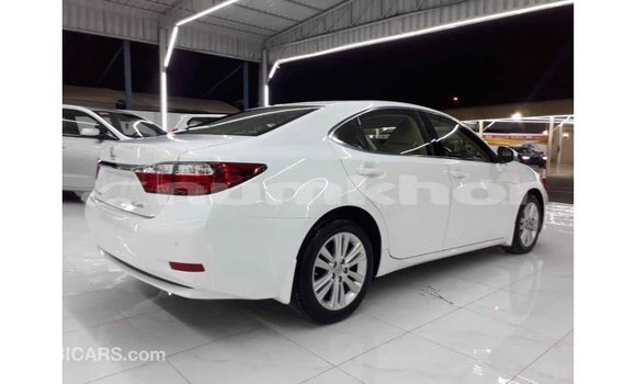 Buy Import Lexus ES White Car in Import - Dubai in Bumthang Buy Import Lexus ES White Car in Import - Dubai in Bumthang