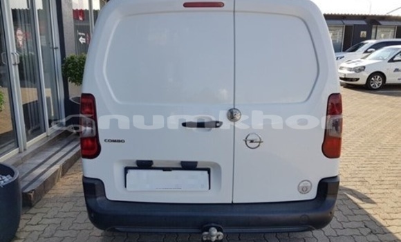 Buy Used Opel Combo White Car in Thimphu in Timphu Buy Used Opel Combo White Car in Thimphu in Timphu