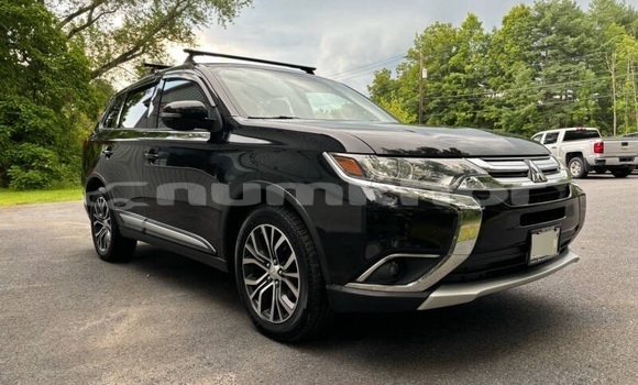 Buy Used Mitsubishi Outlander Black Car in Thimphu in Timphu Buy Used Mitsubishi Outlander Black Car in Thimphu in Timphu