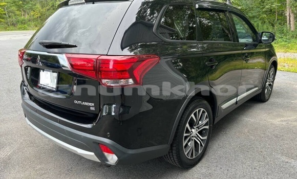 Buy Used Mitsubishi Outlander Black Car in Thimphu in Timphu Buy Used Mitsubishi Outlander Black Car in Thimphu in Timphu