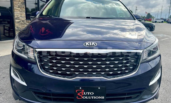 Buy Used Kia Sedona Blue Car in Thimphu in Timphu Buy Used Kia Sedona Blue Car in Thimphu in Timphu