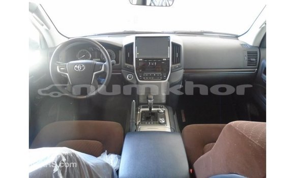 Buy Import Toyota Land Cruiser Other Car in Import - Dubai in Bumthang Buy Import Toyota Land Cruiser Other Car in Import - Dubai in Bumthang