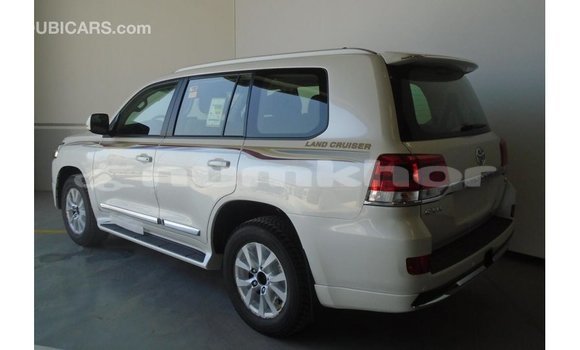 Buy Import Toyota Land Cruiser Other Car in Import - Dubai in Bumthang Buy Import Toyota Land Cruiser Other Car in Import - Dubai in Bumthang
