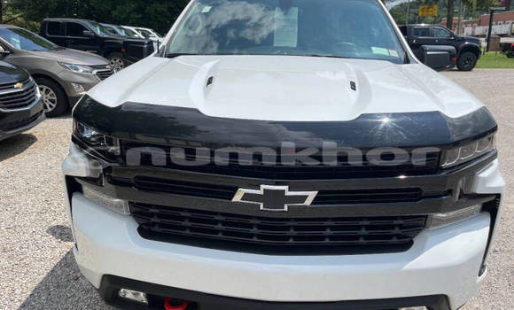 Buy Used Chevrolet Silverado White Car in Thimphu in Timphu Buy Used Chevrolet Silverado White Car in Thimphu in Timphu
