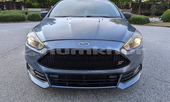 Buy Used Ford Focus Blue Car in Thimphu in Timphu Buy Used Ford Focus Blue Car in Thimphu in Timphu