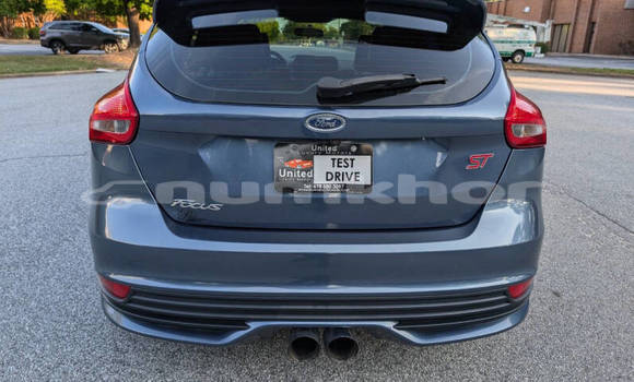 Buy Used Ford Focus Blue Car in Thimphu in Timphu Buy Used Ford Focus Blue Car in Thimphu in Timphu