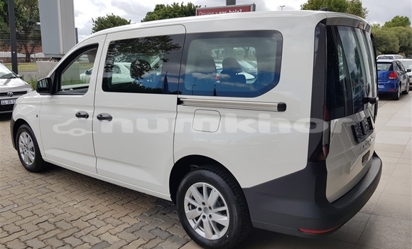 Buy Used Volkswagen Caddy White Car in Thimphu in Timphu Buy Used Volkswagen Caddy White Car in Thimphu in Timphu