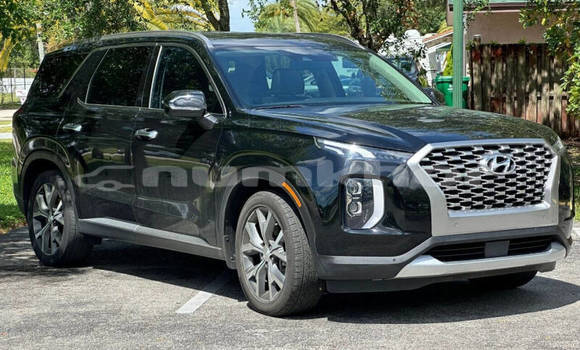 Buy Used Hyundai XG Black Car in Thimphu in Timphu Buy Used Hyundai XG Black Car in Thimphu in Timphu