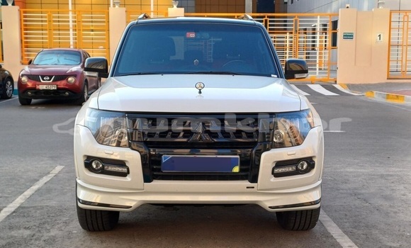 Buy Used Mitsubishi Pajero White Car in Thimphu in Timphu Buy Used Mitsubishi Pajero White Car in Thimphu in Timphu