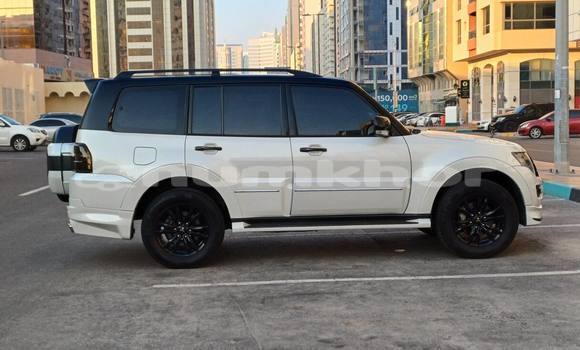 Buy Used Mitsubishi Pajero White Car in Thimphu in Timphu Buy Used Mitsubishi Pajero White Car in Thimphu in Timphu