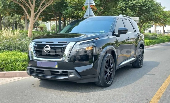 Buy Used Nissan Pathfinder Black Car in Thimphu in Timphu Buy Used Nissan Pathfinder Black Car in Thimphu in Timphu