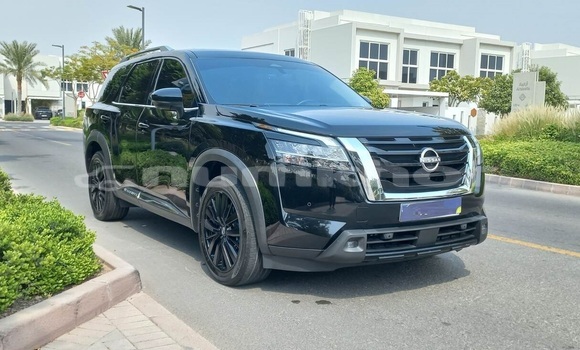 Buy Used Nissan Pathfinder Black Car in Thimphu in Timphu Buy Used Nissan Pathfinder Black Car in Thimphu in Timphu