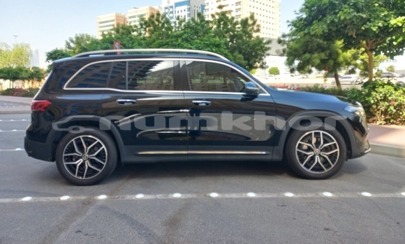 Buy Used Mercedes-Benz E200 Black Car in Thimphu in Timphu Buy Used Mercedes-Benz E200 Black Car in Thimphu in Timphu