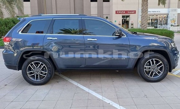 Buy Used Jeep Grand Cherokee Blue Car in Thimphu in Timphu Buy Used Jeep Grand Cherokee Blue Car in Thimphu in Timphu