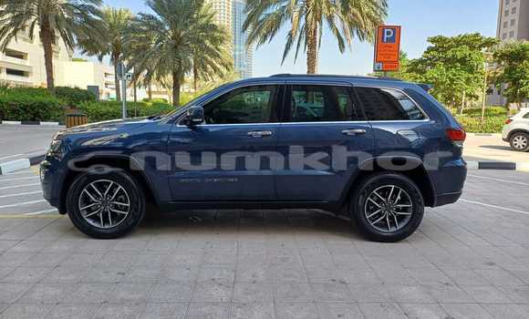 Buy Used Jeep Grand Cherokee Blue Car in Thimphu in Timphu Buy Used Jeep Grand Cherokee Blue Car in Thimphu in Timphu