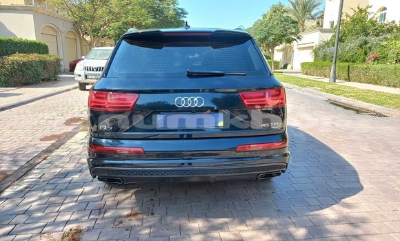 Buy Used Audi Q7 Blue Car in Thimphu in Timphu Buy Used Audi Q7 Blue Car in Thimphu in Timphu