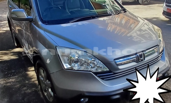 Buy Used Honda CR–V Silver Car in Thimphu in Timphu