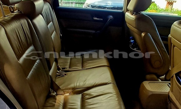 Buy Used Honda CR–V Silver Car in Thimphu in Timphu Buy Used Honda CR–V Silver Car in Thimphu in Timphu