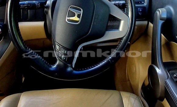 Buy Used Honda CR–V Silver Car in Thimphu in Timphu Buy Used Honda CR–V Silver Car in Thimphu in Timphu