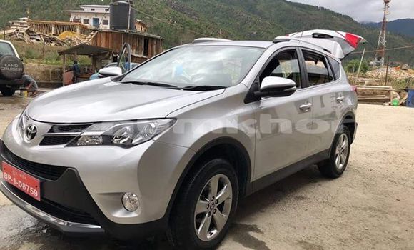 Buy Used Toyota RAV4 Silver Car in Thimphu in Timphu Buy Used Toyota RAV4 Silver Car in Thimphu in Timphu