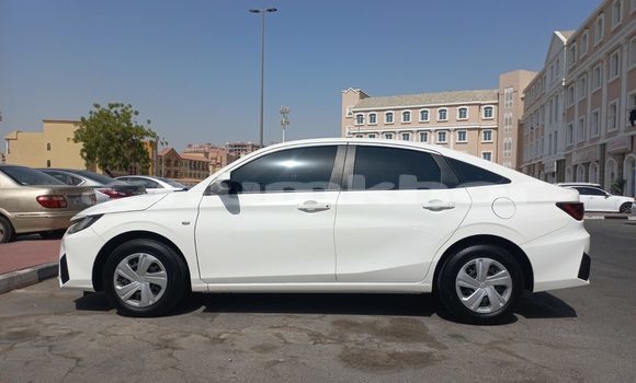 Buy Used Toyota Yaris White Car in Thimphu in Timphu Buy Used Toyota Yaris White Car in Thimphu in Timphu
