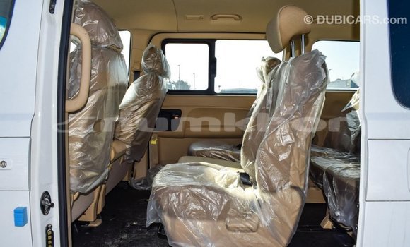 Buy Import Hyundai Accent White Car in Import - Dubai in Bumthang Buy Import Hyundai Accent White Car in Import - Dubai in Bumthang