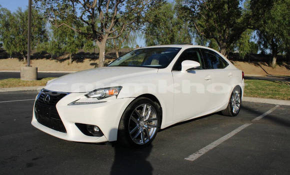 Buy Used Lexus IS White Car in Thimphu in Timphu Buy Used Lexus IS White Car in Thimphu in Timphu