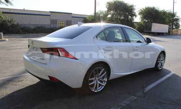 Buy Used Lexus IS White Car in Thimphu in Timphu Buy Used Lexus IS White Car in Thimphu in Timphu