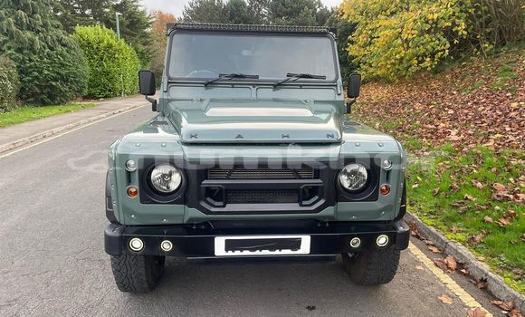Buy Used Land Rover Defender Green Car in Thimphu in Timphu Buy Used Land Rover Defender Green Car in Thimphu in Timphu