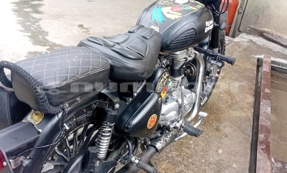 Medium with watermark royal enfield effi classic 500 timphu thimphu 4771