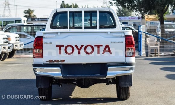 Buy Import Toyota Hilux White Car in Import - Dubai in Bumthang Buy Import Toyota Hilux White Car in Import - Dubai in Bumthang