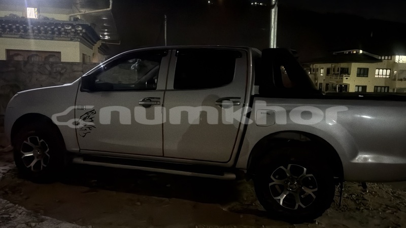 Big with watermark isuzu d max spacecab 2 dr timphu thimphu 4808