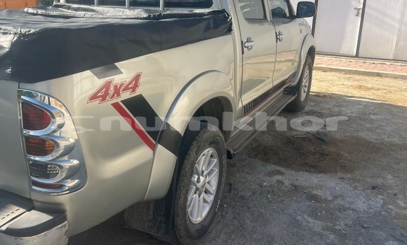 Buy Used Toyota Vigo Silver Car in Thimphu in Timphu Buy Used Toyota Vigo Silver Car in Thimphu in Timphu