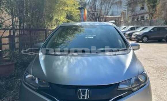 Buy Used Honda Jazz Green Car in Thimphu in Timphu Buy Used Honda Jazz Green Car in Thimphu in Timphu