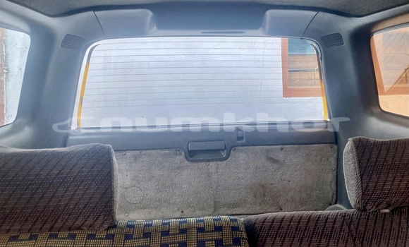 Buy Used Toyota Surf Green Car in Timphu in Timphu Buy Used Toyota Surf Green Car in Timphu in Timphu